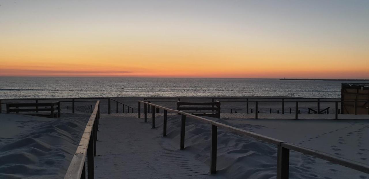 Sonhosqrodopiam Praia Da Barra Esterno foto
